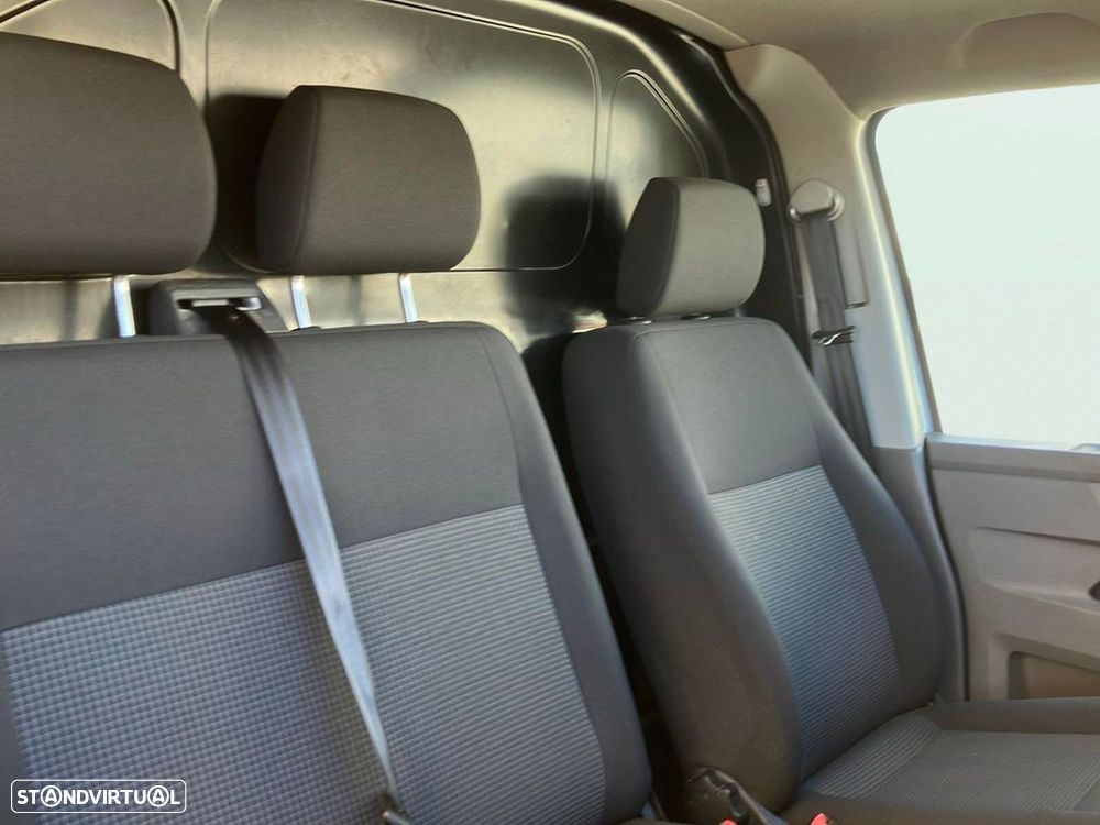 VW Transporter 2.0 TDI L1H1 - 10