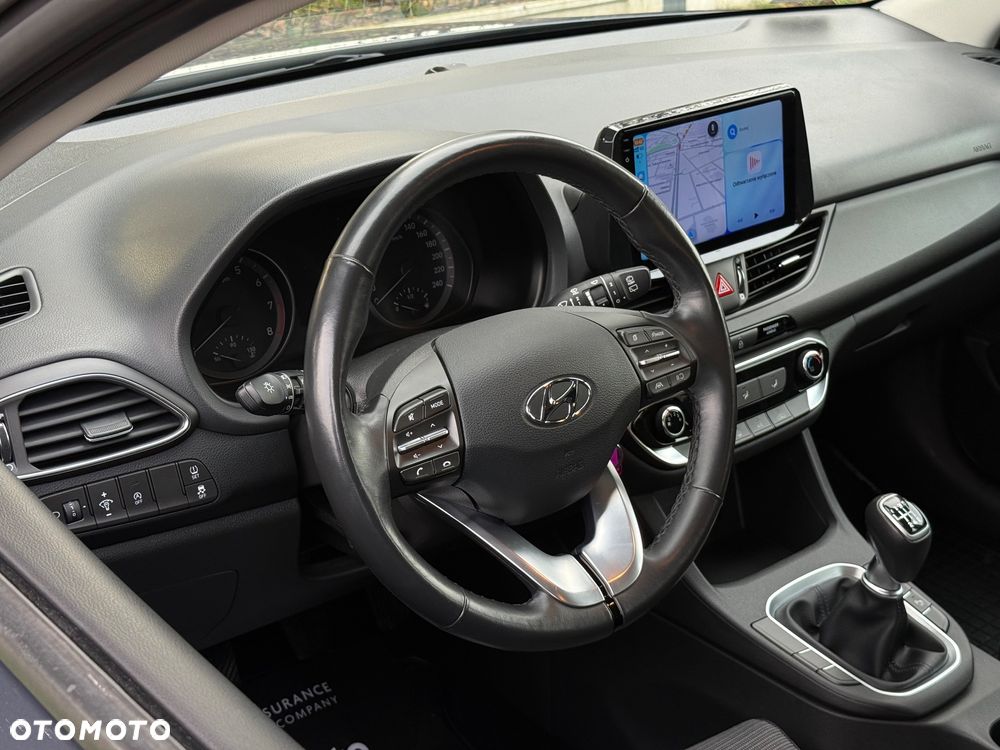 Hyundai i30 1.5 DPI Classic + - 8