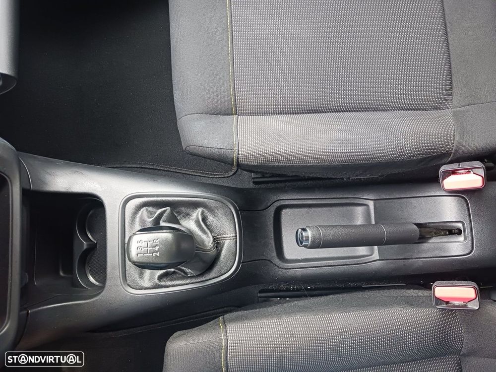 Citroën C3 1.2 PureTech C-Series - 23