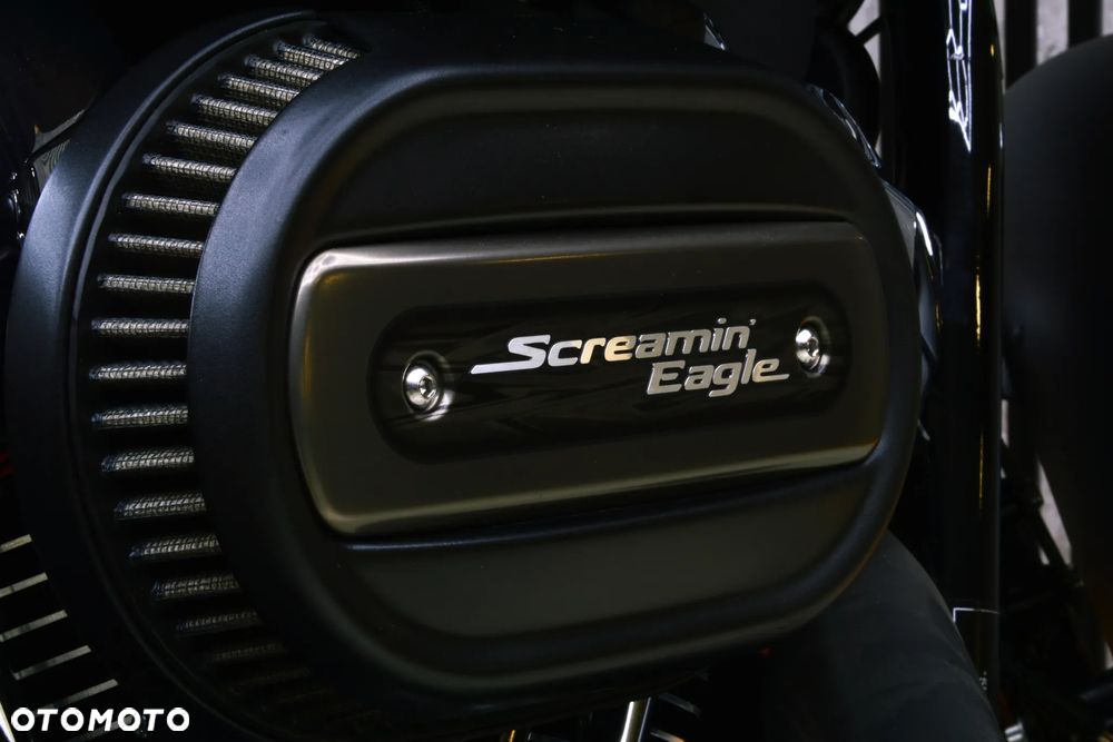 Harley-Davidson Softail Breakout - 17