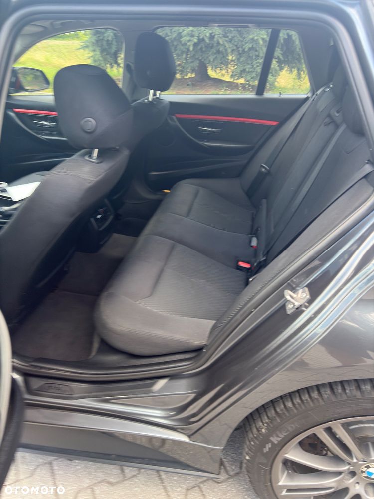 BMW Seria 3 - 23