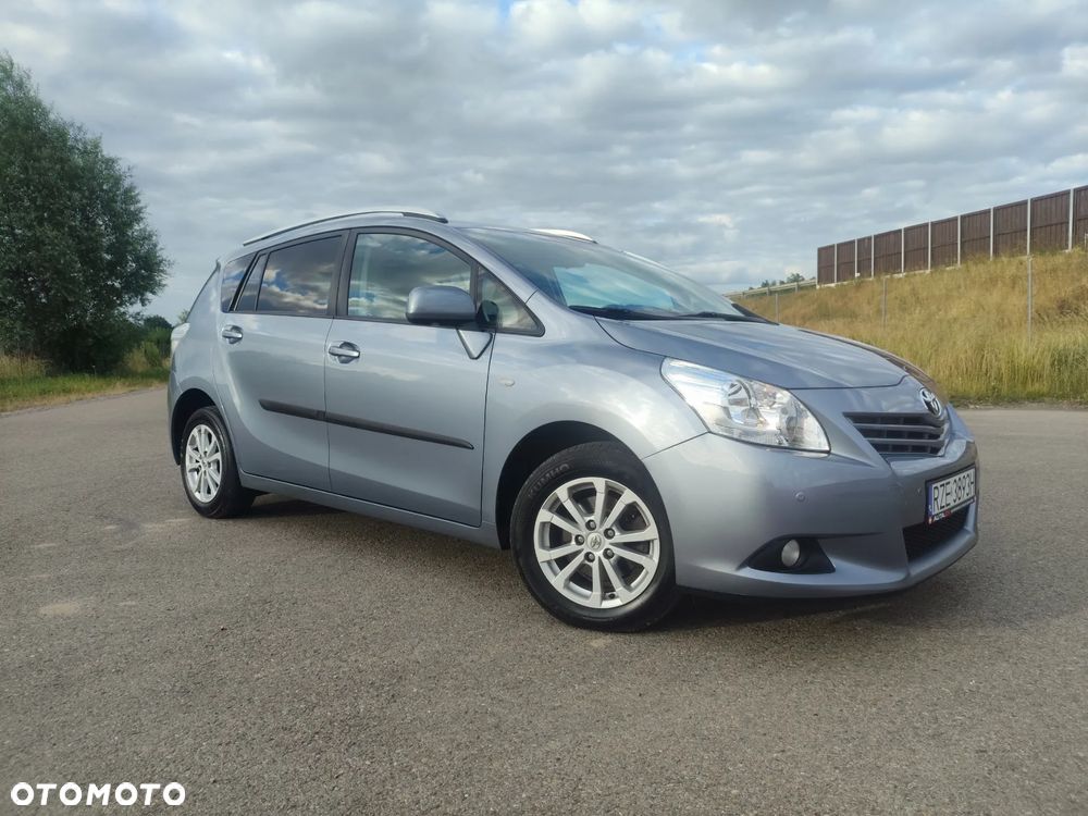 Toyota Verso 1.8 Sol EU5 7os - 2