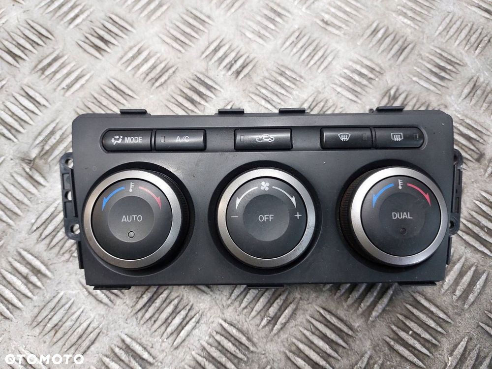 PANEL NAWIEWU MAZDA 6 II GH GAM761190B - 1