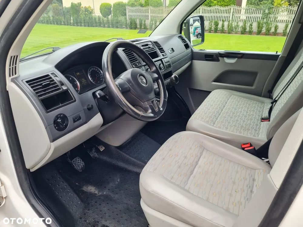 Volkswagen VW TRANSPORTER T5 LIFT DOKA 2,0 TDI - 18
