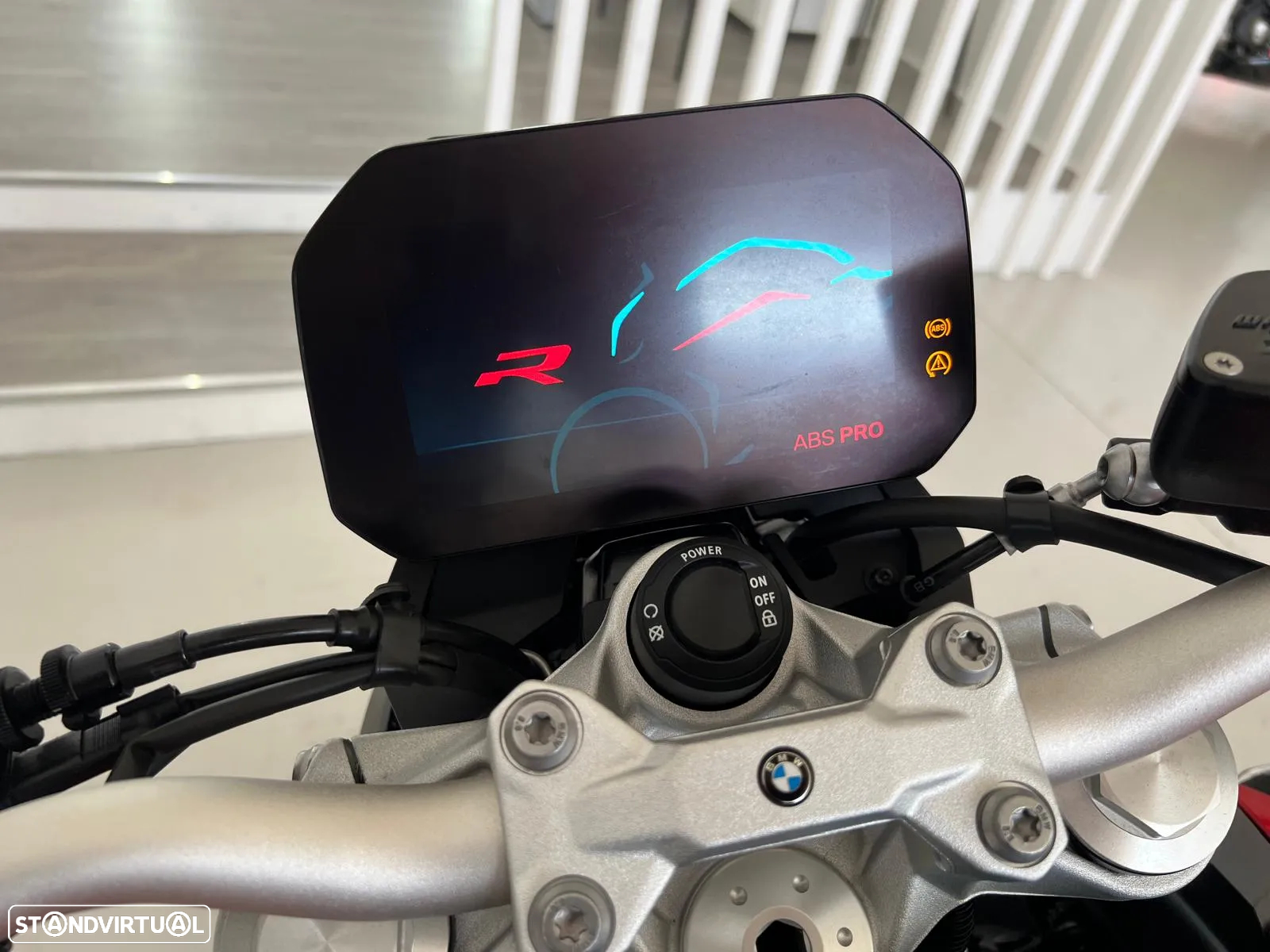 BMW F 900 R - 8
