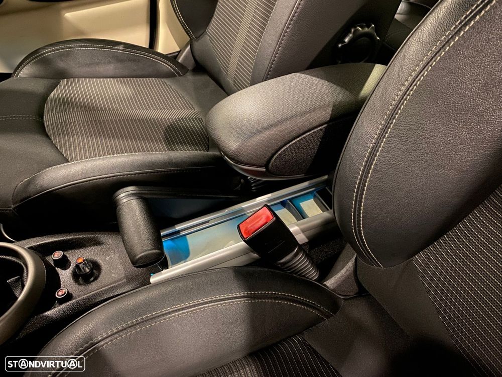 MINI Countryman Cooper SD ALL4 - 44