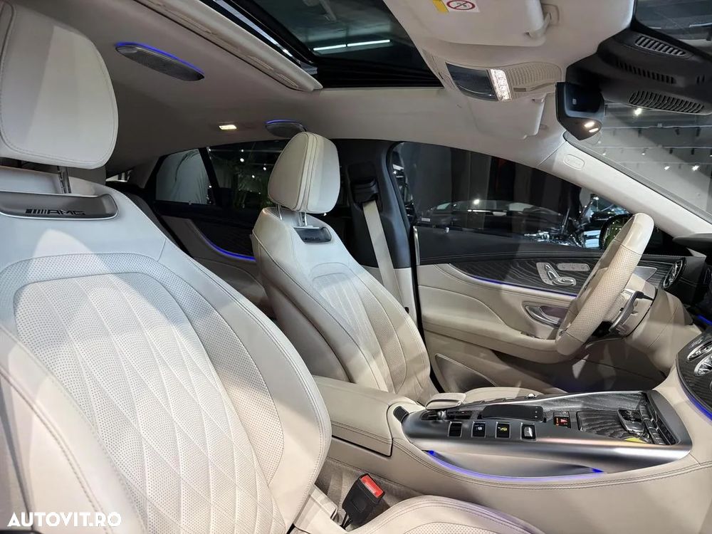 Mercedes-Benz AMG GT 53 4MATIC+ - 12