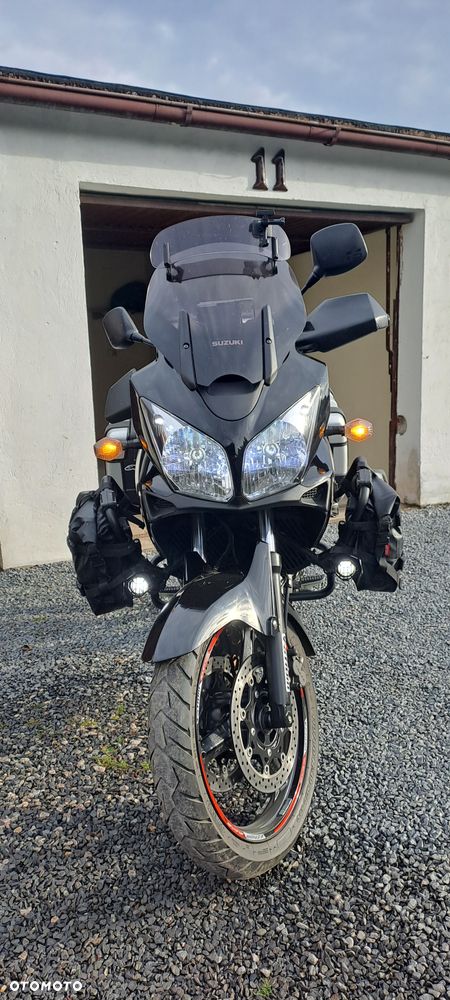 Suzuki V-STROM - 4