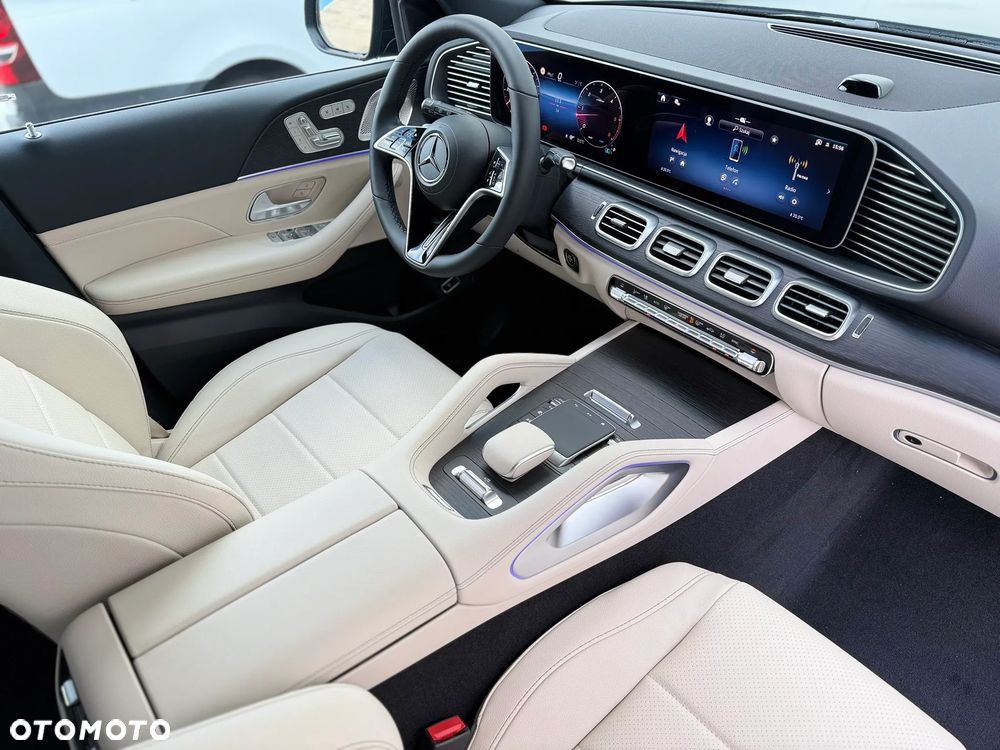 Mercedes-Benz GLE - 29