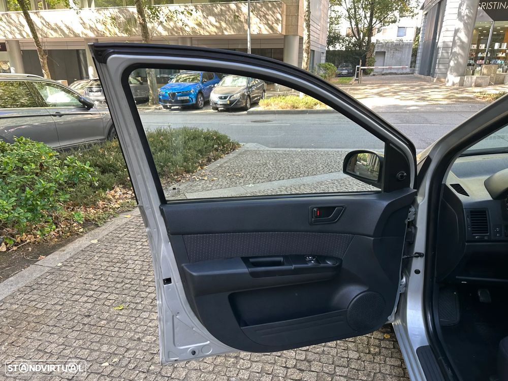 Hyundai Getz 1.1 Top - 12