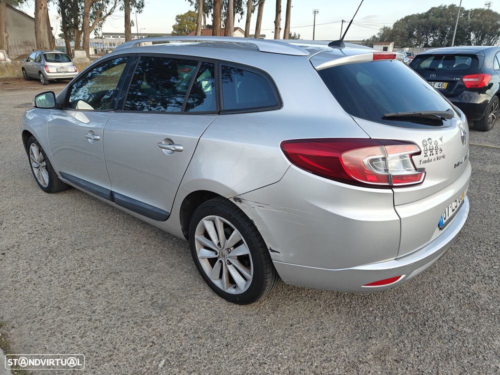 Renault Mégane Sport Tourer 1.5 dCi Dynamique S CO2 Champion - 4