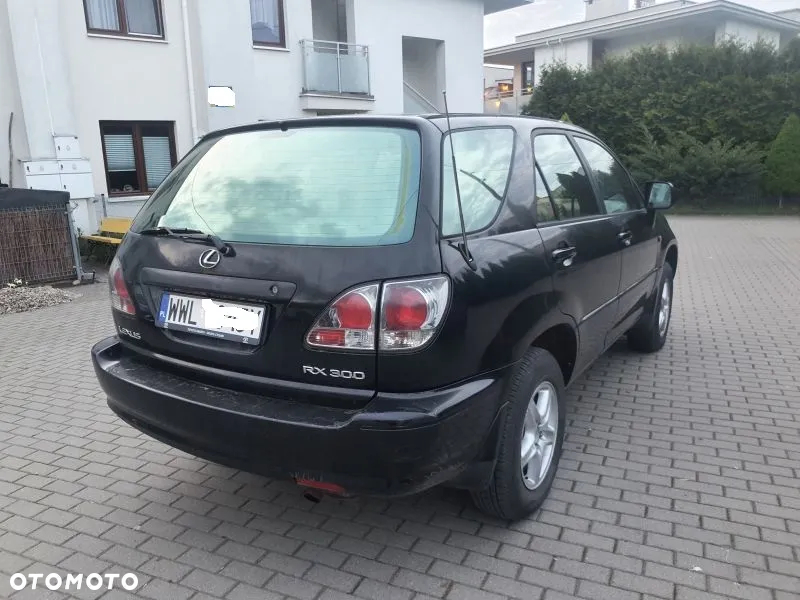 Lexus RX 300 Lux - 4