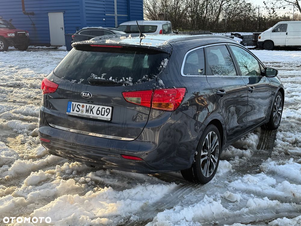 Kia Ceed 1.6 GDI DCT Platinum Edition - 8