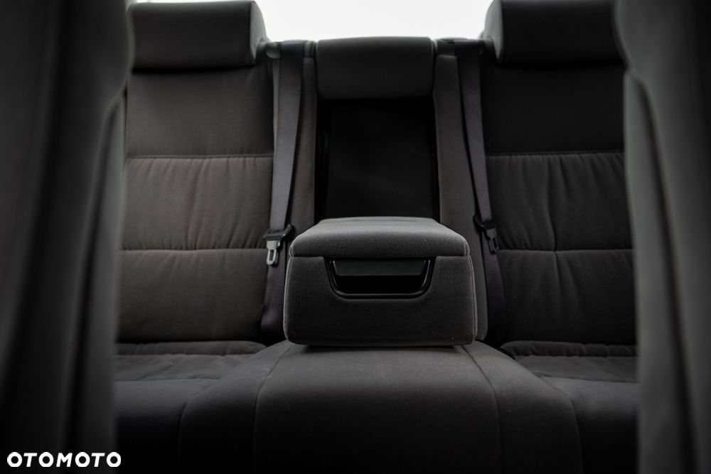 BMW Seria 7 730i - 33