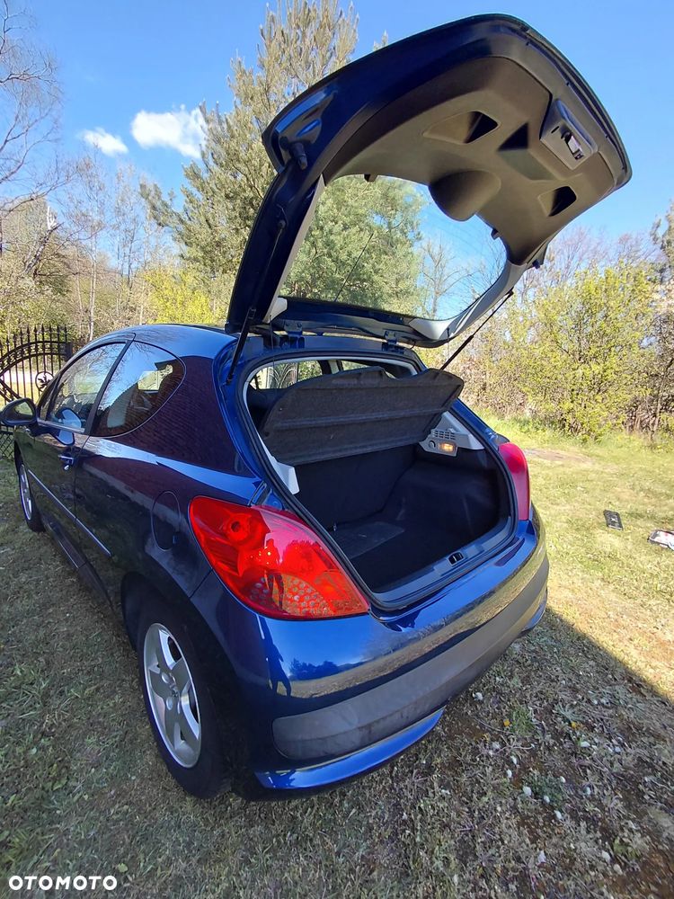 Peugeot 207 1.4 Trendy - 30