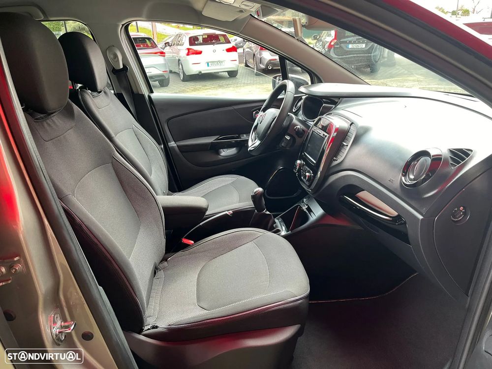Renault Captur 1.5 dCi Exclusive - 12