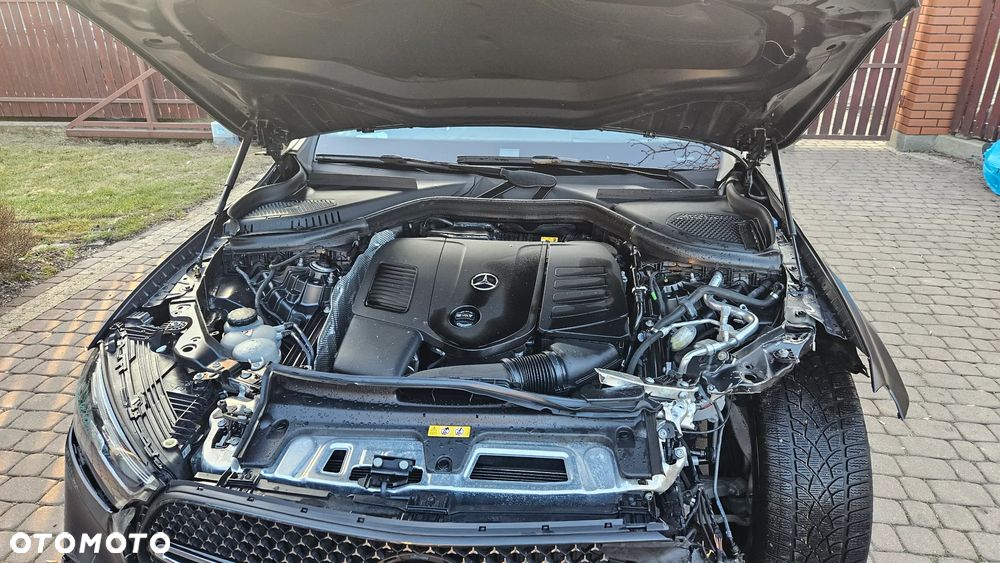 Mercedes-Benz GLC - 13