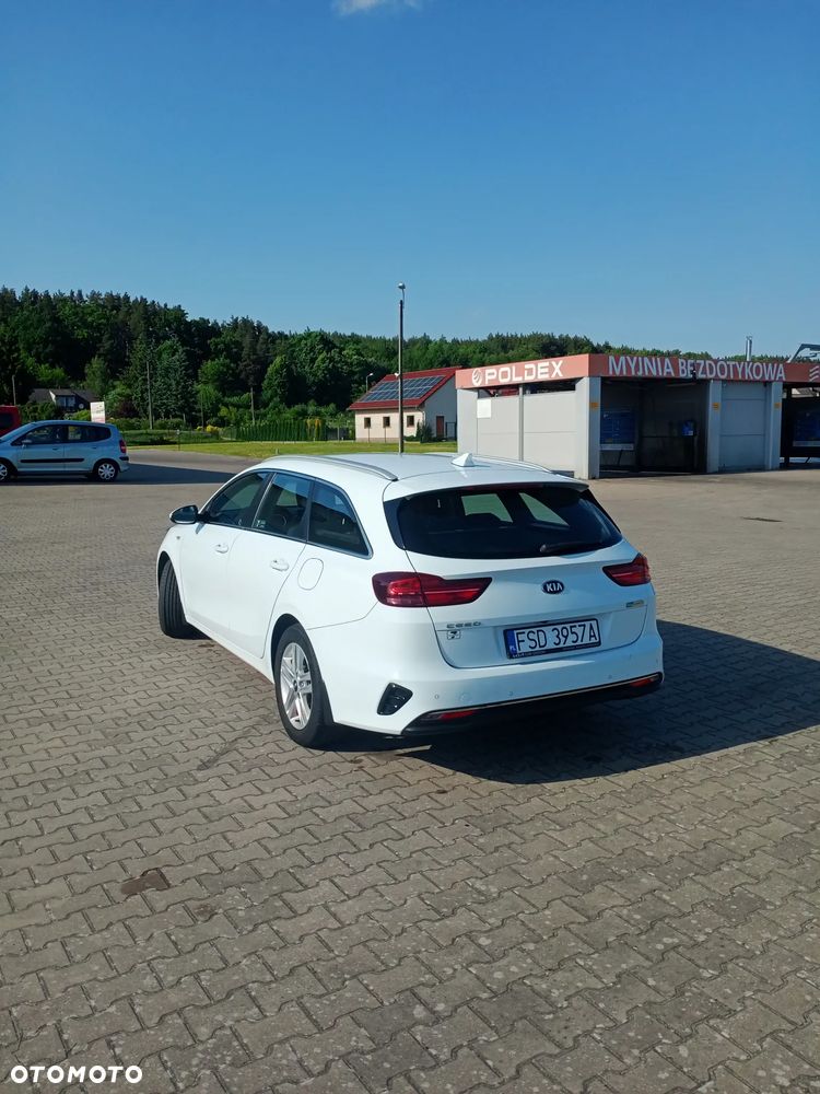 Kia Ceed 1.6 CRDi mHEV S - 7