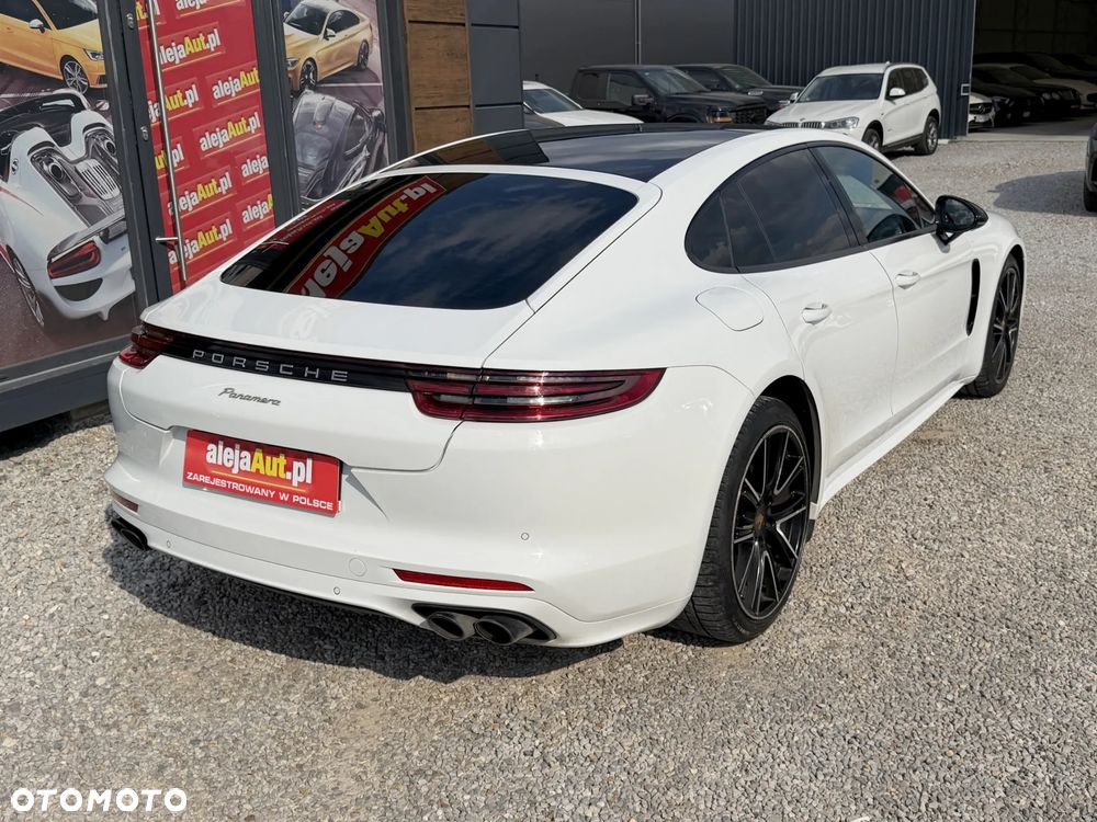Porsche Panamera 4 Edition 10 Jahre - 4