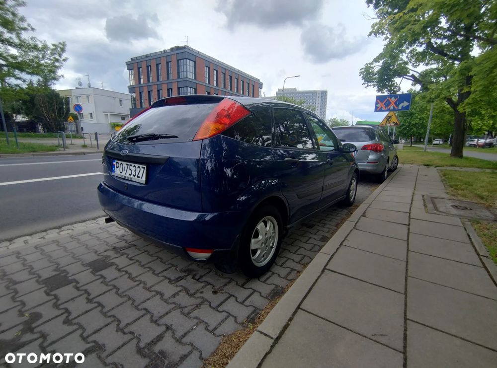Ford Focus 1.6 Comfort - 5