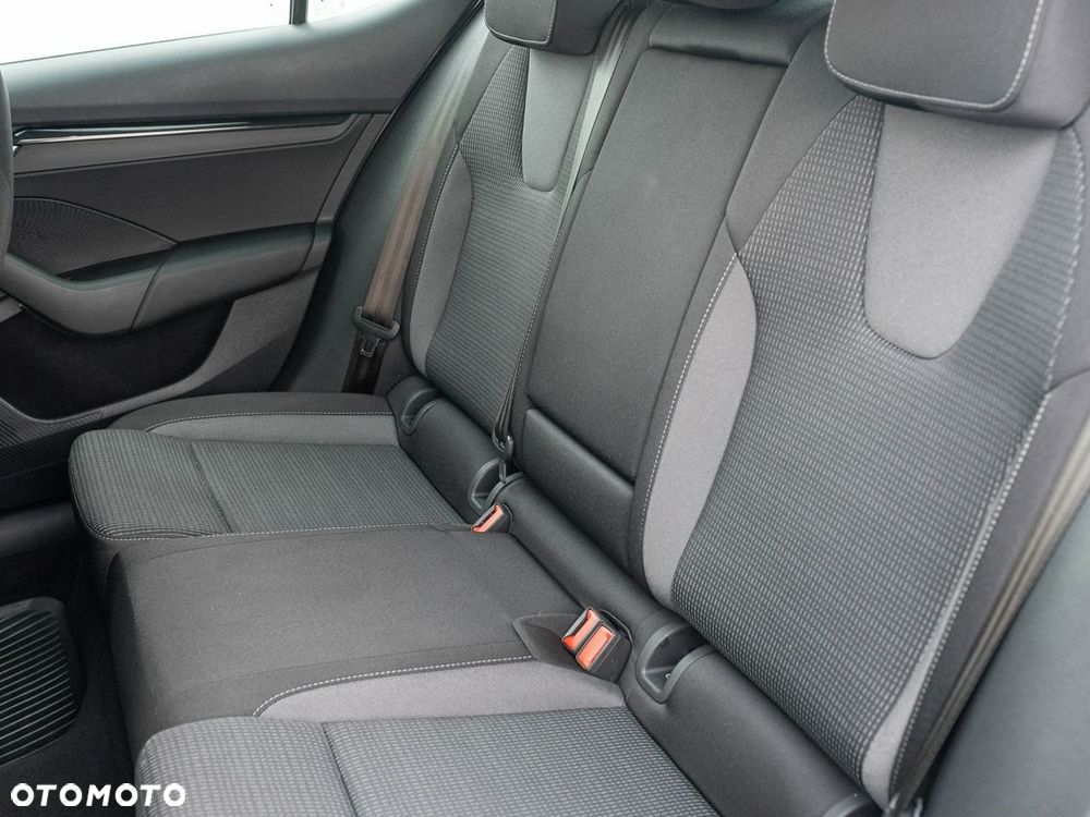 Skoda Octavia 1.5 TSI mHEV DSG Selection - 26