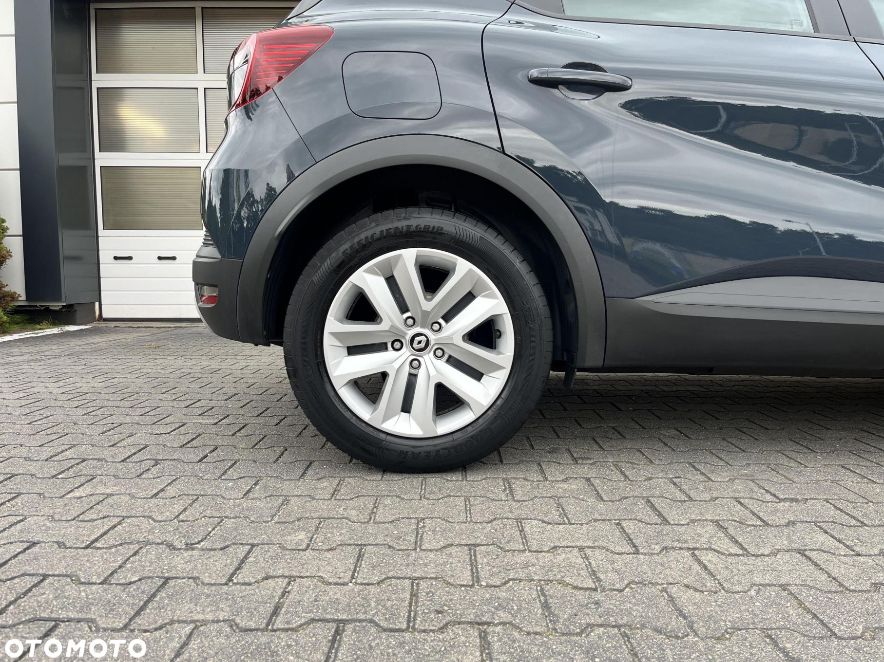 Renault Captur 1.0 TCe Zen - 18