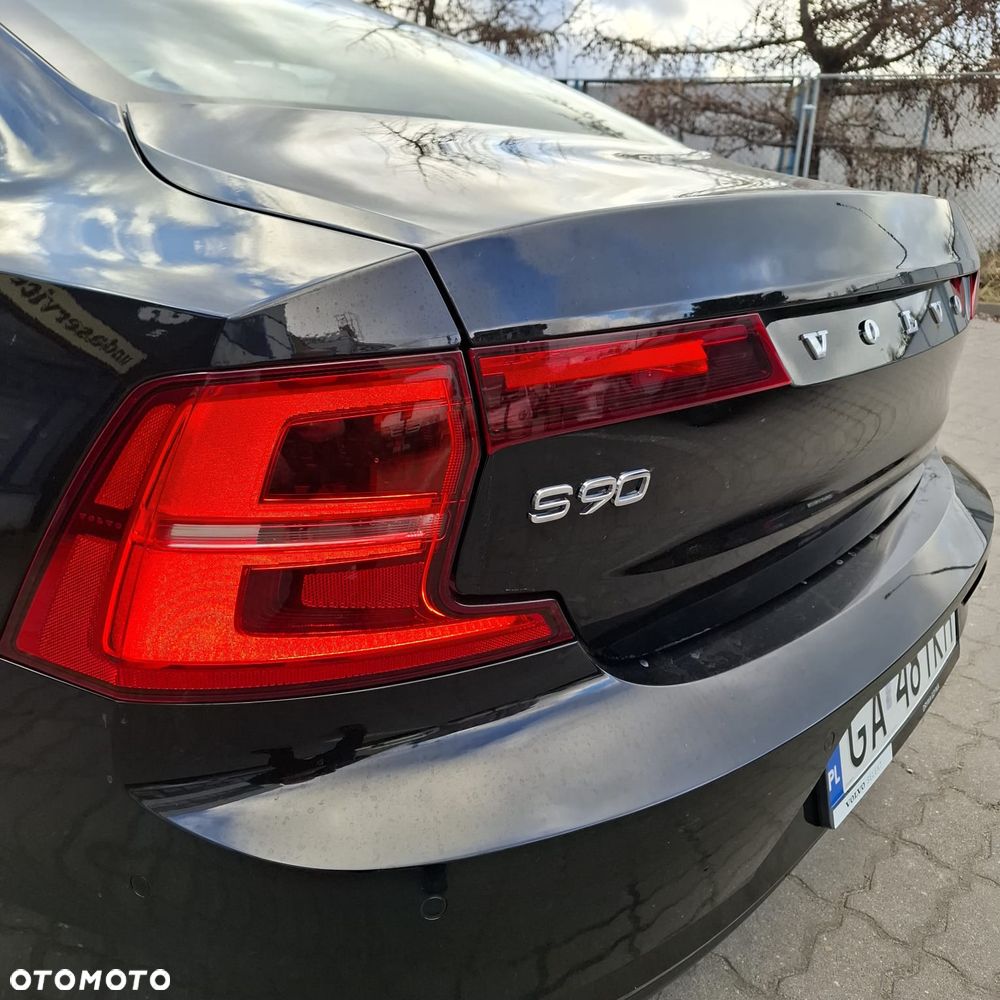 Volvo S90 - 4