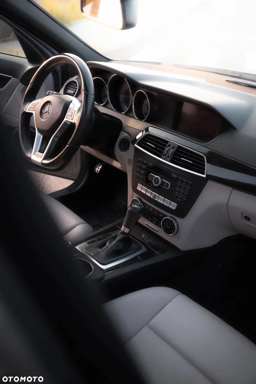 Mercedes-Benz Klasa C 350 4Matic 7G-TRONIC Avantgarde Edition - 16