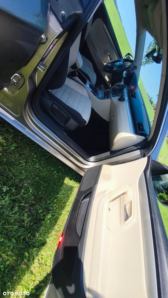 Volkswagen Passat 2.0 TDI Comfortline DSG - 20