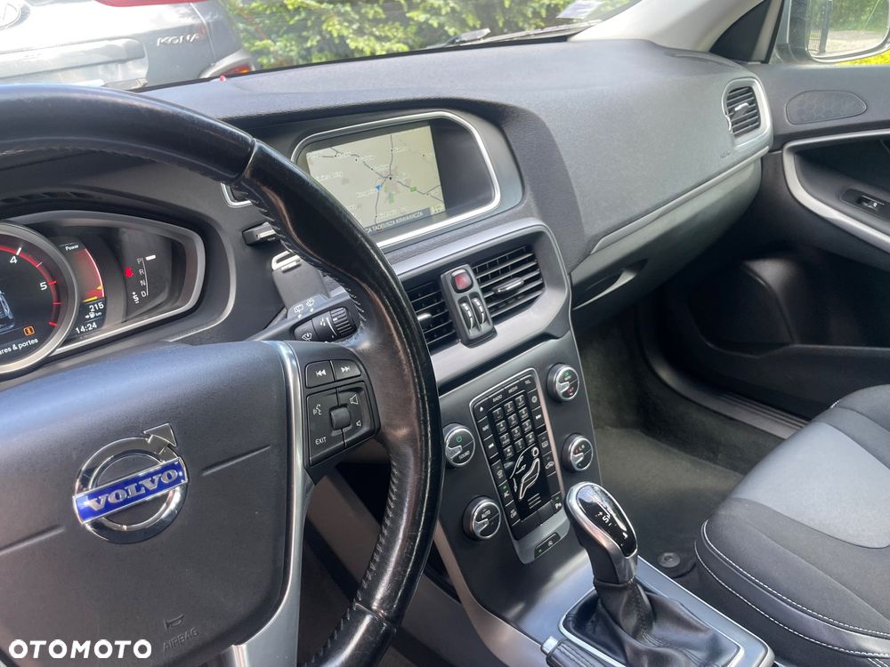 Volvo V40 D2 Powershift Momentum - 5