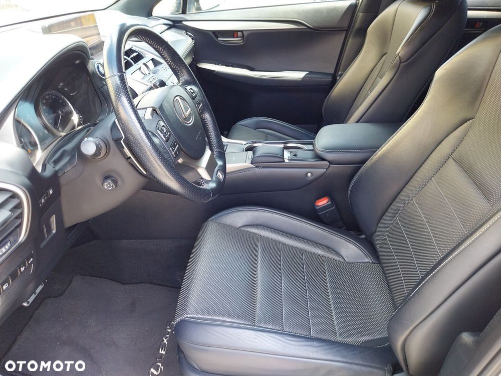 Lexus NX 300h F Sport Edition AWD - 20