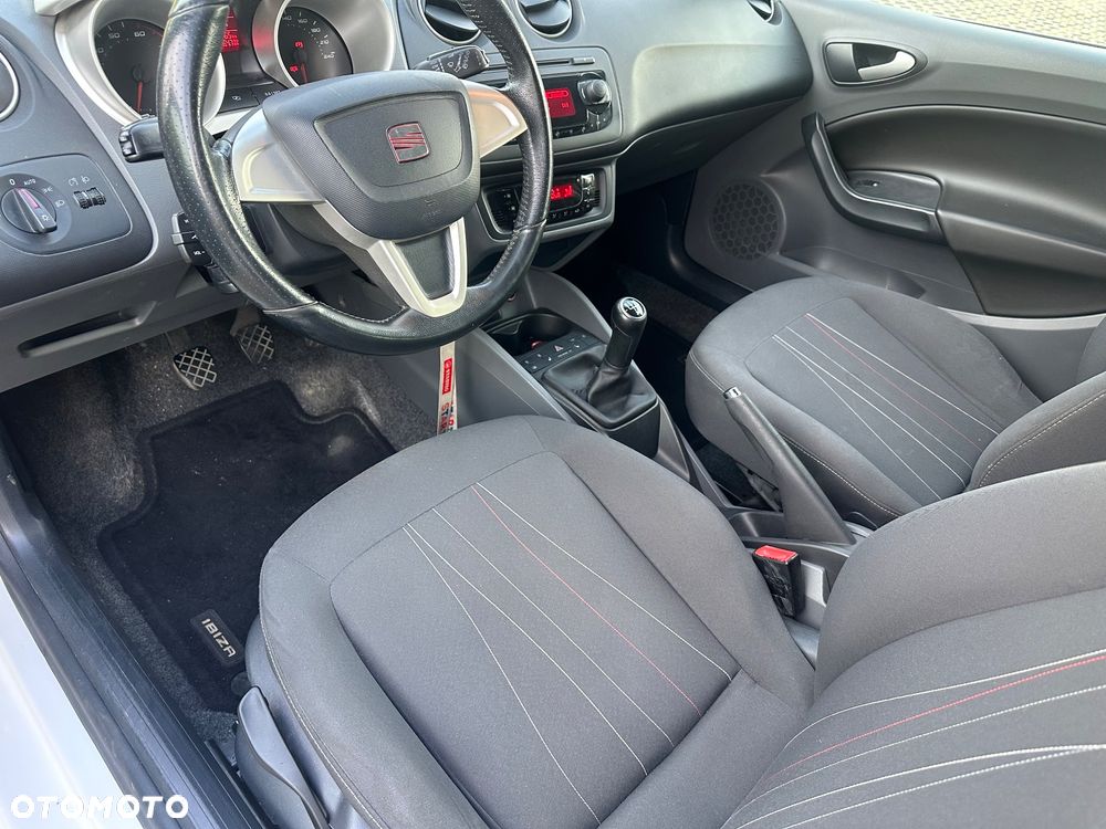 Seat Ibiza SC 1.4 16V Style - 8