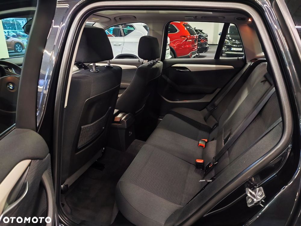 BMW X1 sDrive20d Sport Line - 8