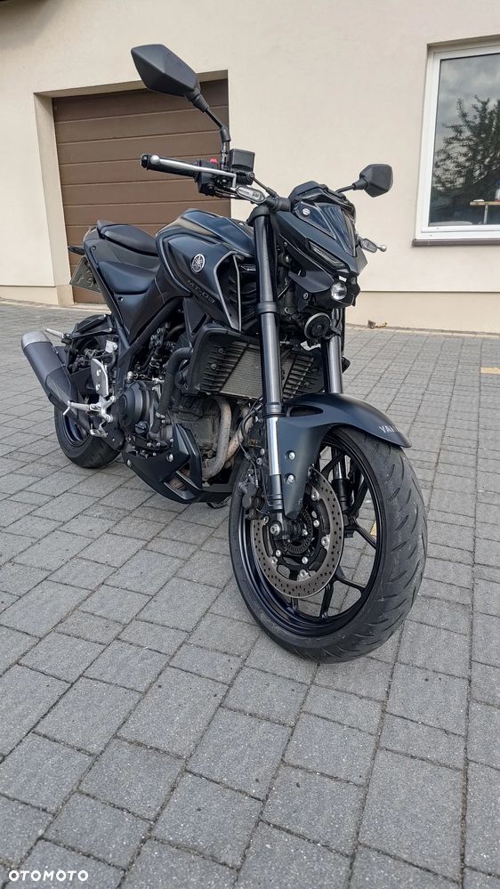 Yamaha MT - 1