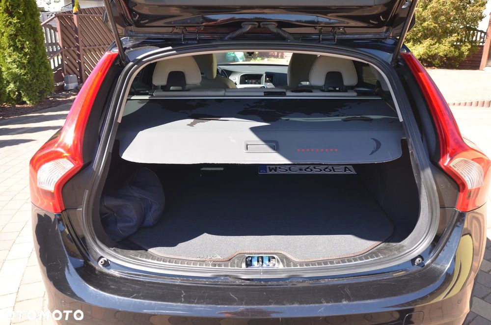 Volvo V60 B4 D Geartronic RDesign - 34