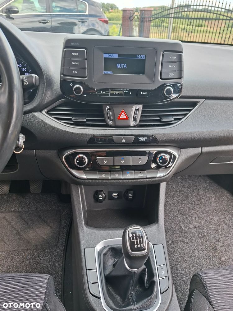 Hyundai i30 1.5 DPI Modern - 12