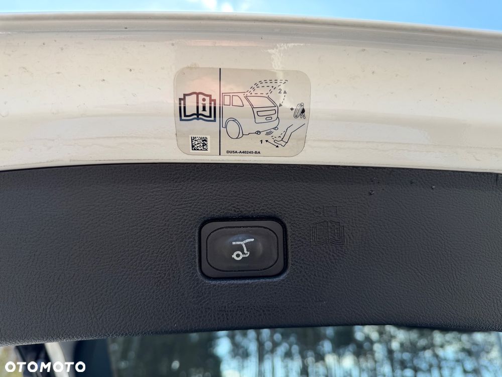 Ford Edge 2.0 TDCi Bi-Turbo 4x4 ST-LINE - 35