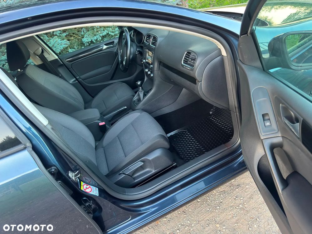 Volkswagen Golf 1.6 Edition - 16