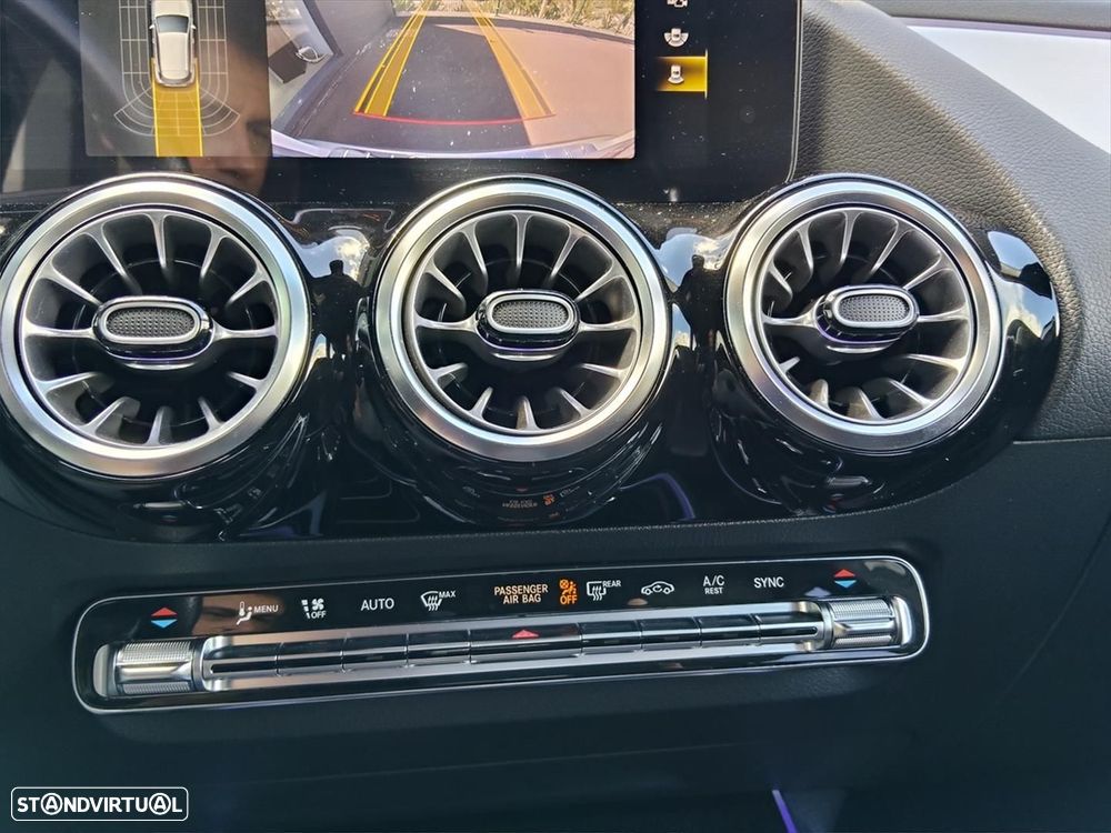 Mercedes-Benz GLA 220 d AMG Line - 24