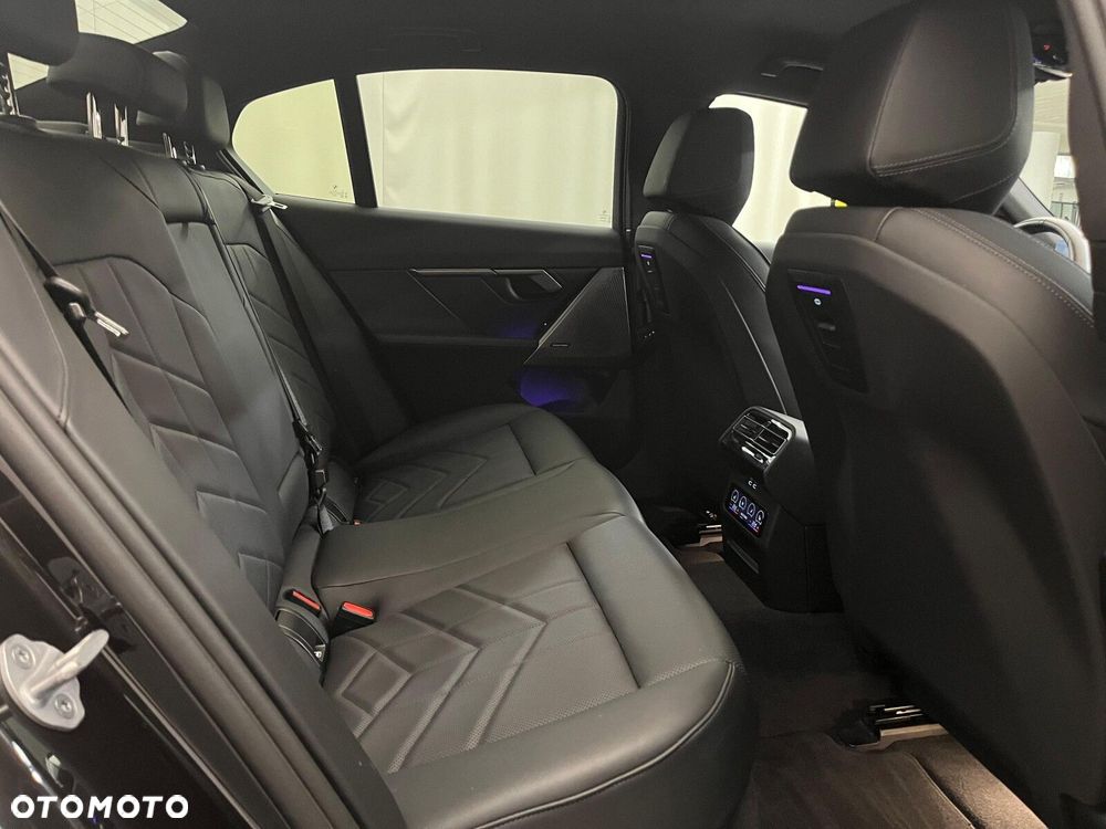 BMW Seria 5 520d xDrive mHEV M Sport - 36