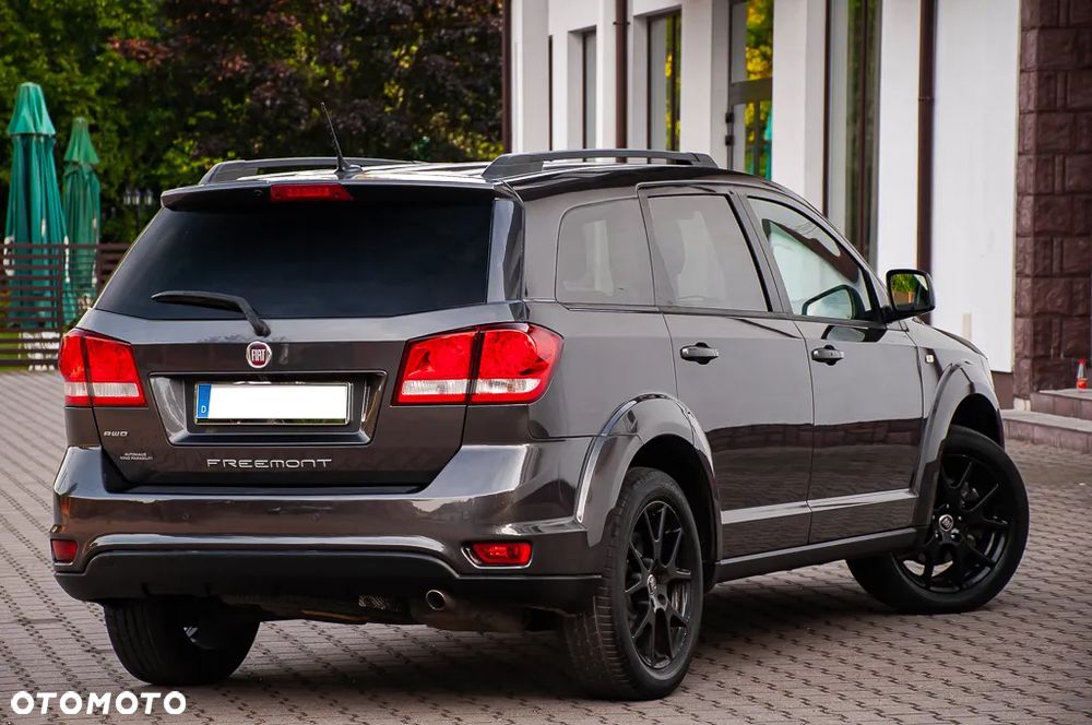 Fiat Freemont 2.0 Multijet 16V DPF Automatik Allrad Black Code - 12
