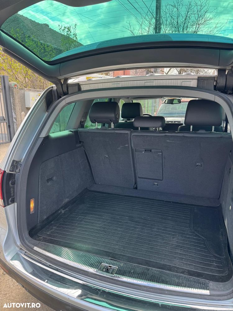 Volkswagen Touareg - 9