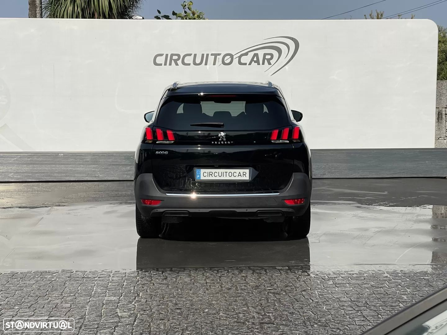 Peugeot 5008 1.2 PureTech Allure EAT8 - 12