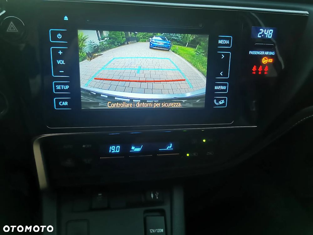 Toyota Auris - 19