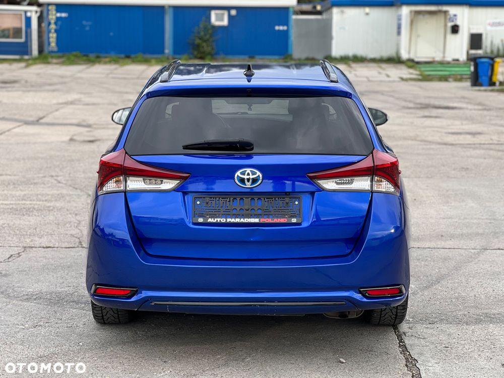 Toyota Auris 1.8 HSD Luna - 5