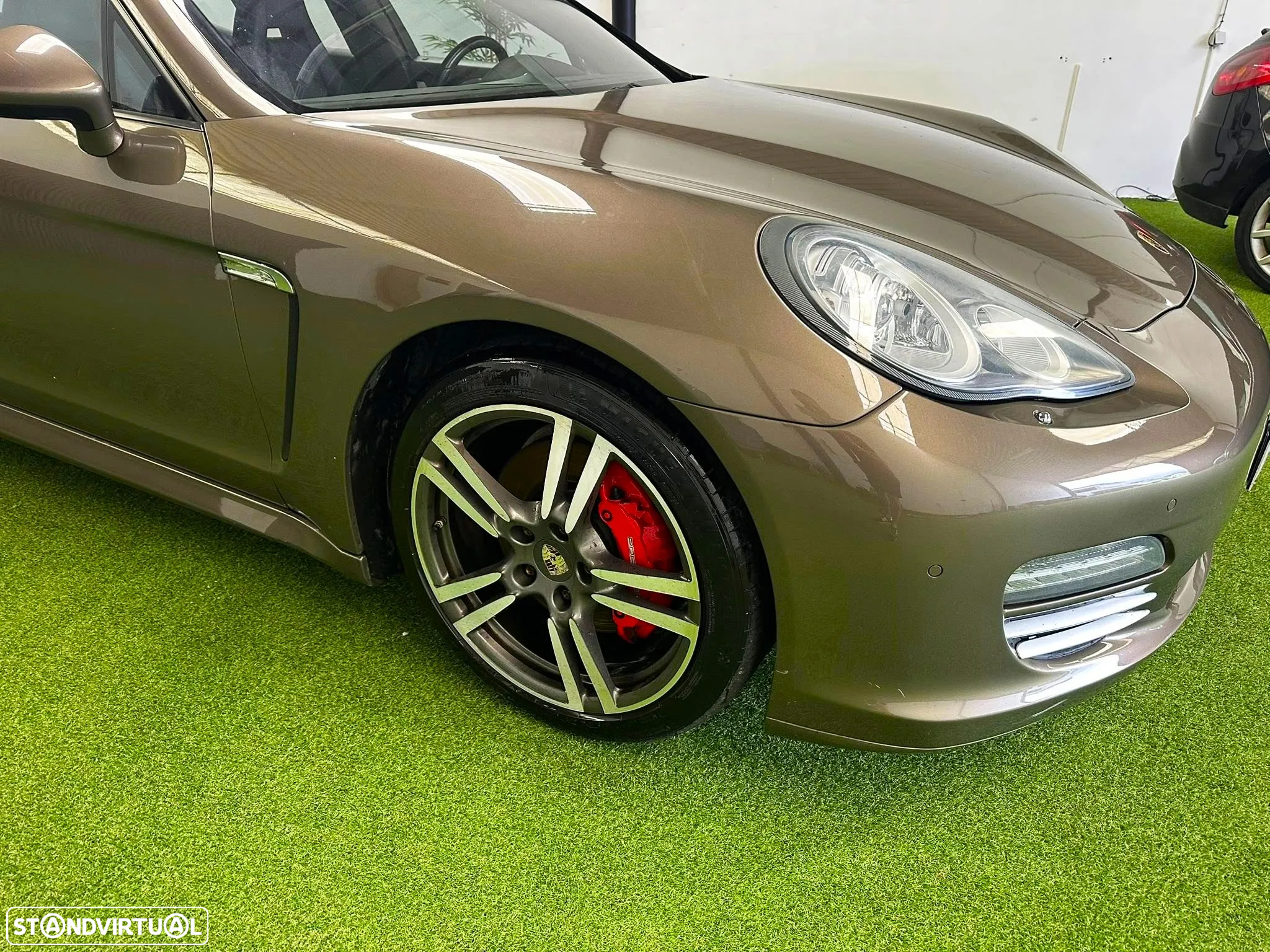 Porsche Panamera PDK - 11