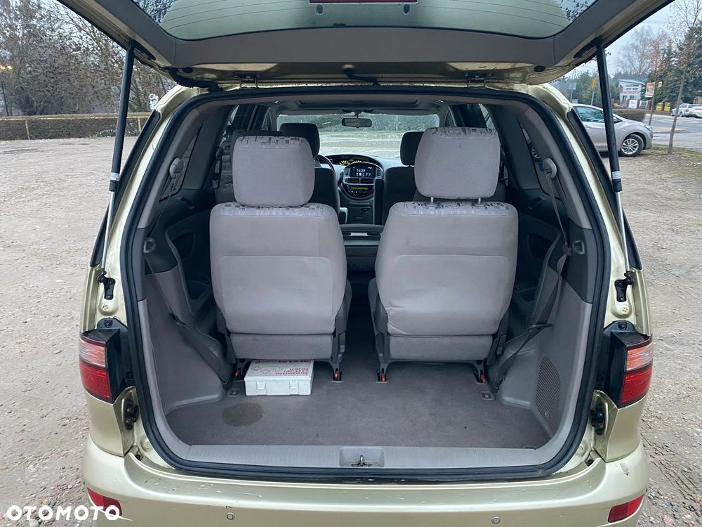 Toyota Previa - 7