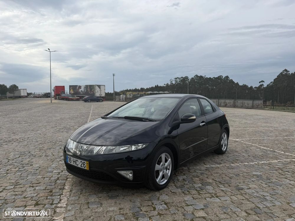 Honda Civic 1.4 Comfort - 2