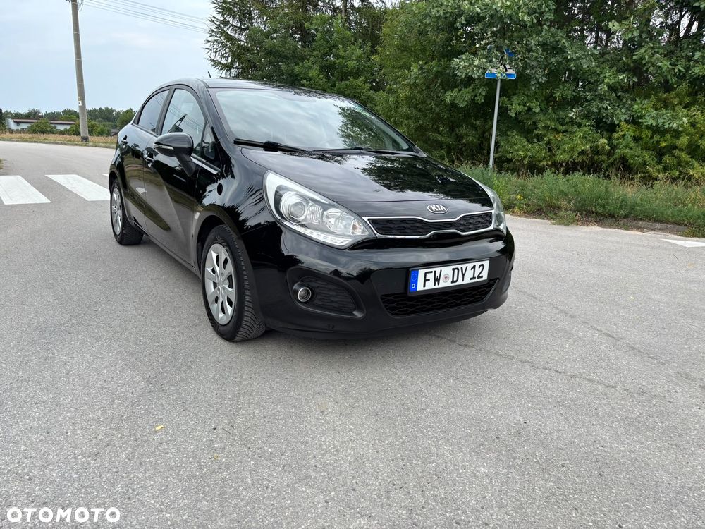 Kia Rio 1.2 Dream Team Edition - 9