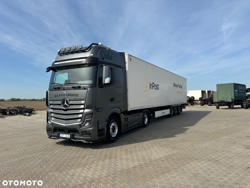 Mercedes-Benz ACTROS - 5